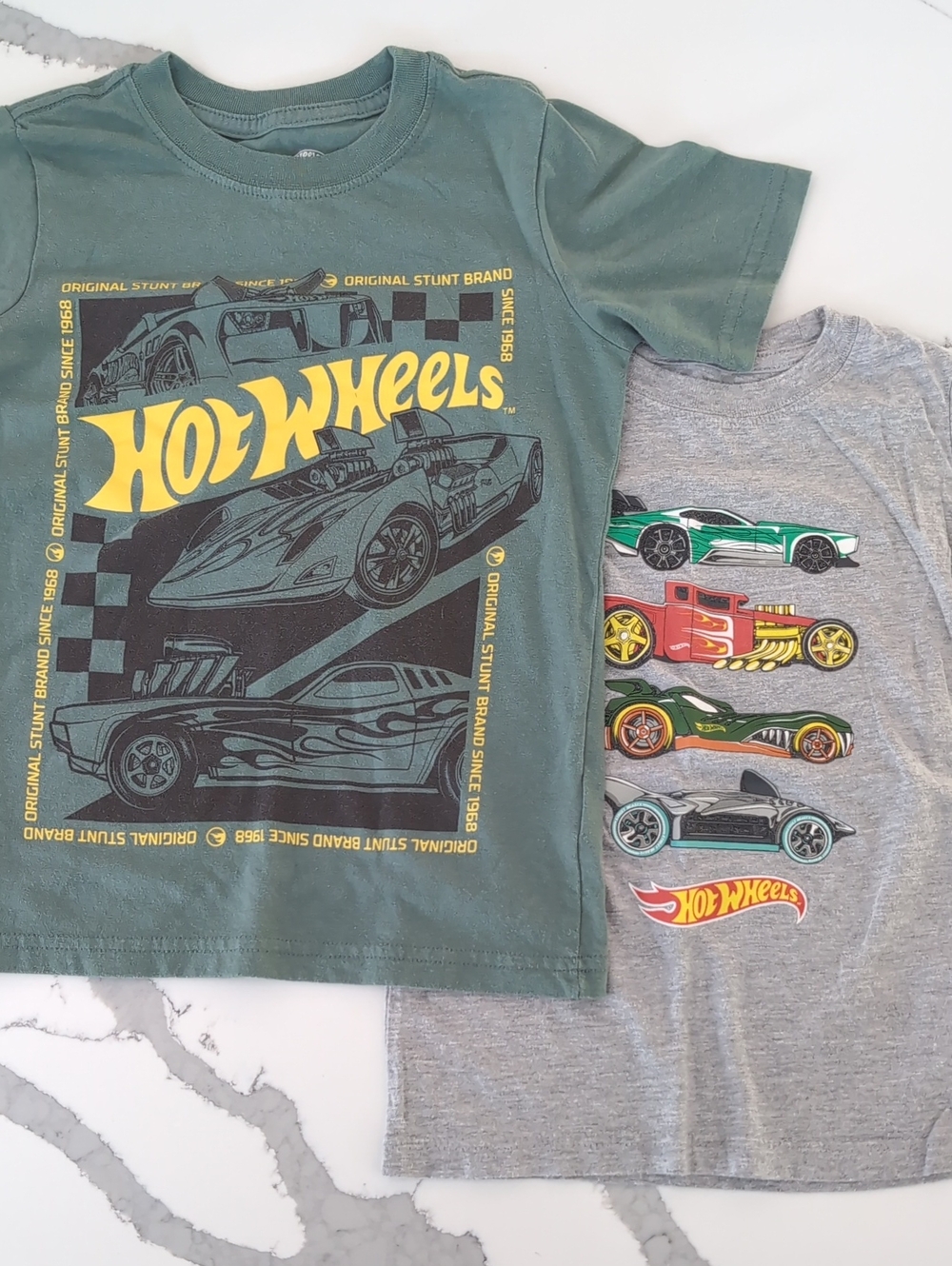 Set Of 2 Hot Wheels T-shirts Toddler 5T And Kids 6 XS/S EUC